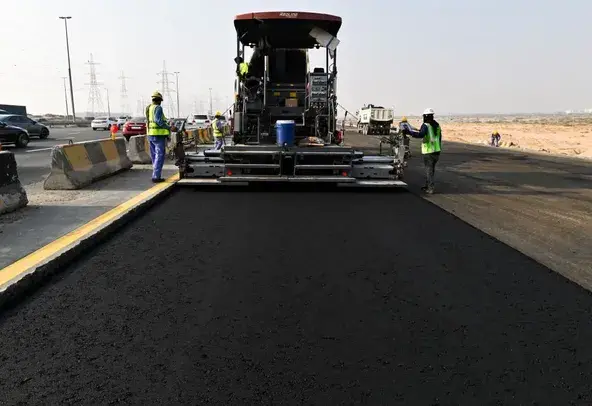 Asphalt Pavers, 13 ton, 2.5m - 9m