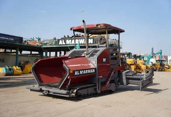 Asphalt Pavers, 13 ton, 2.5m - 9m