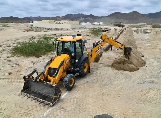 Backhoe Loader, Dig depth 5 meters