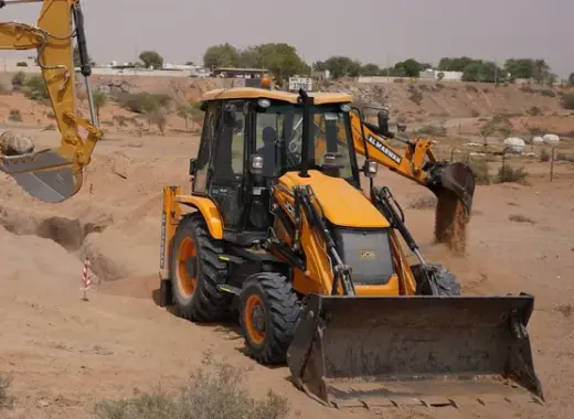 Backhoe Loader, Dig depth 5 meters