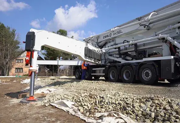 Concrete Pump Trucks, 42-56 meter Boom