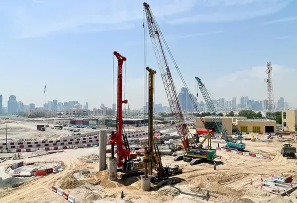 Large Crawler Cranes, 150 ton