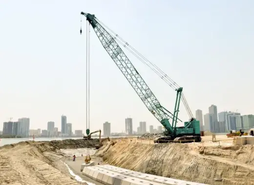 Large Crawler Cranes, 250 ton