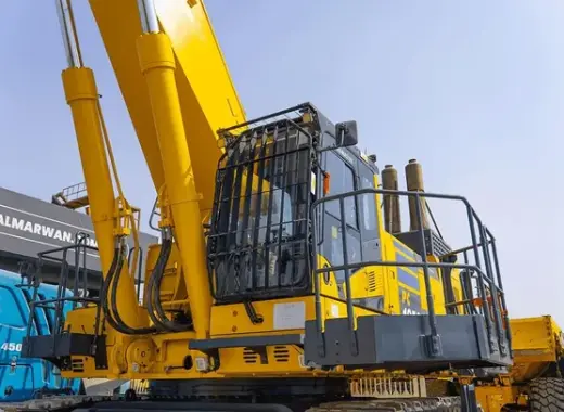 Large Excavators, 125 ton, Long Boom 28 meters