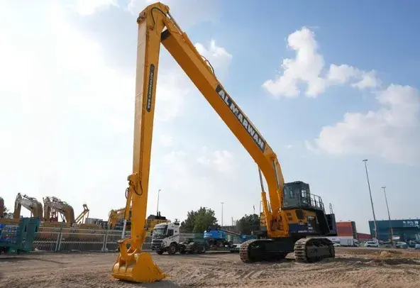 Large Excavators, 160 ton, Long Boom 28-32 meters