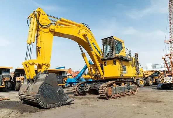 Large Excavators, 200 ton, Standard Boom