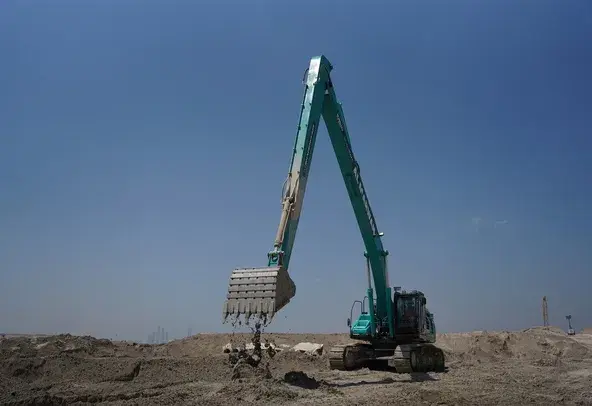 Large Excavators, 40 ton, Long Boom 17-meters