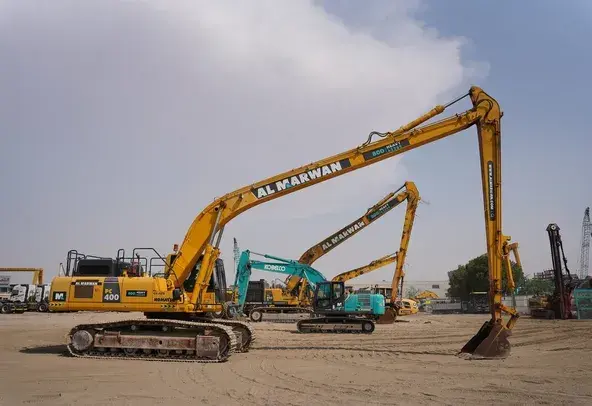 Large Excavators, 40 ton, Long Boom 17-meters