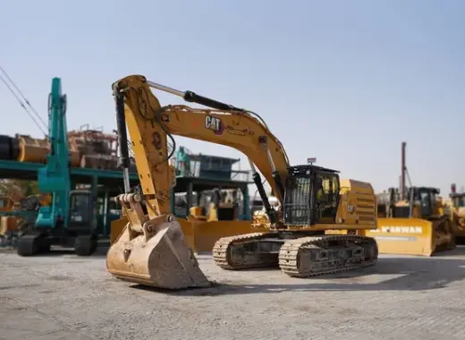 Large Excavators, 45 ton, Standard Boom