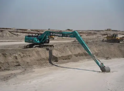 Large Excavators, 50 ton, Long Boom 18-21 meters
