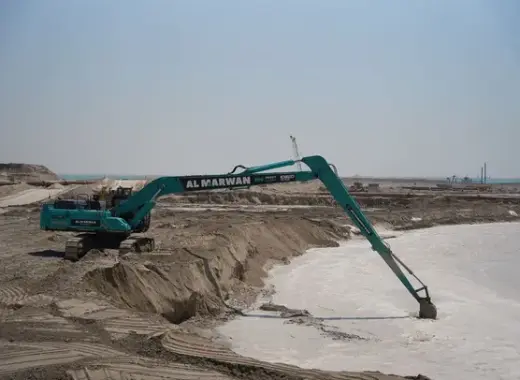 Large Excavators, 50 ton, Long Boom 18-21 meters