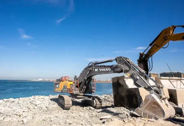Large Excavators, 55 ton, Standard Boom