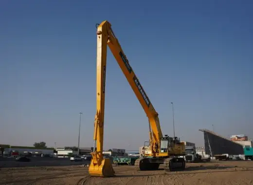 Large Excavators, 85 ton, Long Boom 21-26 meters