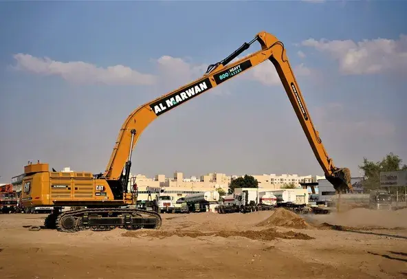 Large Excavators, 95 ton, Long Boom 17-26 meters