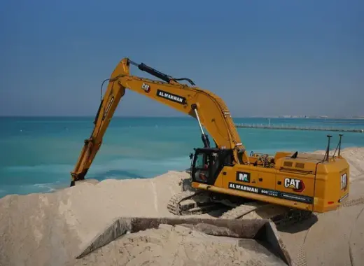 Large Excavators, 95 ton, Long Boom 17-26 meters