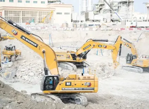 Large Excavators, 95 ton, Standard Boom