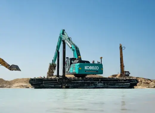 Medium Amphibious Excavators, 38 ton, 17 meters Boom