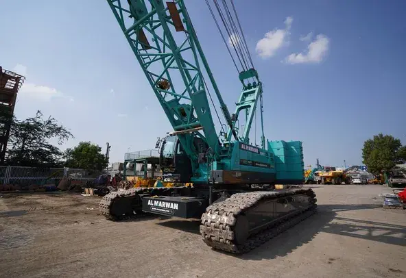 Medium Crawler Cranes, 135 ton
