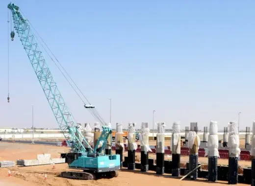 Medium Crawler Cranes, 60 ton