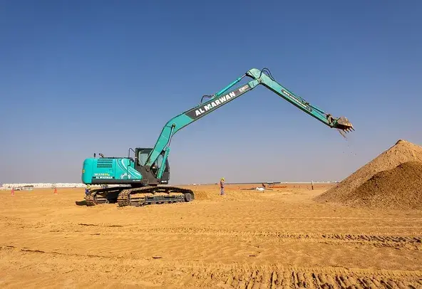 Medium Excavators, 22 ton, Long Boom 14-meters