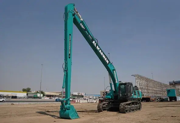 Medium Excavators, 22 ton, Long Boom 14-meters
