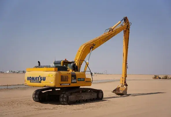 Medium Excavators, 30 ton, Long Boom 10-13 meters