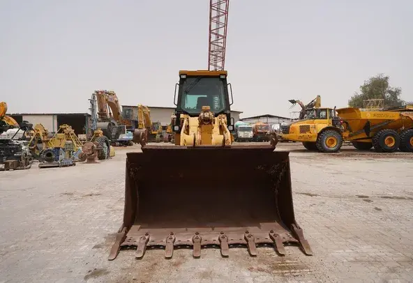 Medium Track Loaders, 19 tons