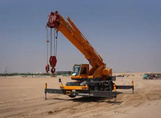 Mobile Cranes, 25 ton
