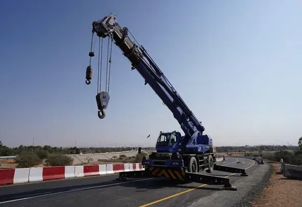 Mobile Cranes, 35 Ton